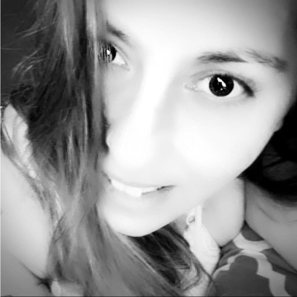 Meet your Posher, Angelina